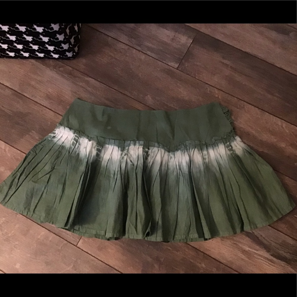 Super cute Zara TRF brand new w/tags tie dye skirt